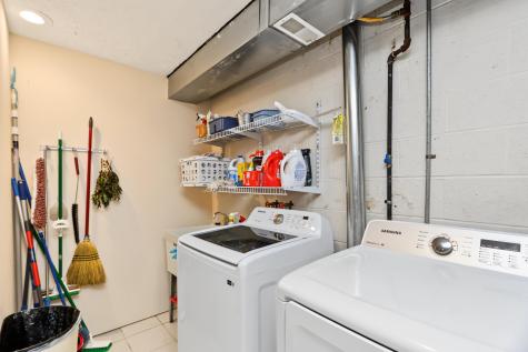 11417 Depolo Road Gambier OH 43022