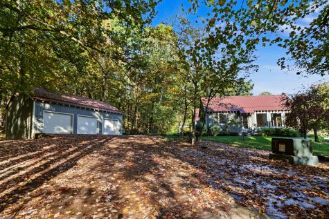 11417 Depolo Road Gambier OH 43022
