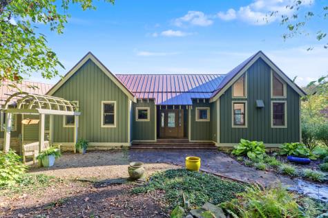 11417 Depolo Road Gambier OH 43022