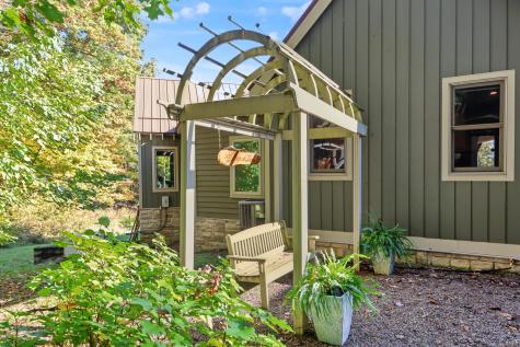 11417 Depolo Road Gambier OH 43022