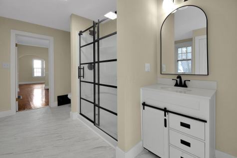 105 N Mckenzie Street Mount Vernon OH 43050