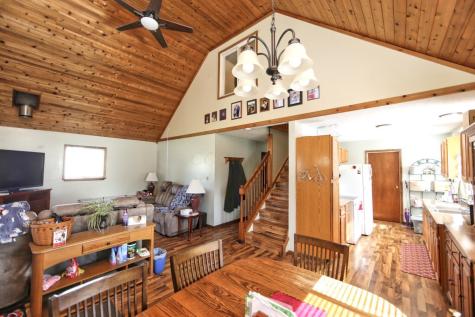 890 Winesap Drive Howard OH 43028