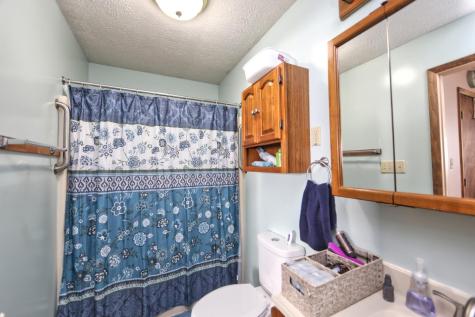 890 Winesap Drive Howard OH 43028