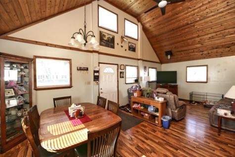 890 Winesap Drive Howard OH 43028