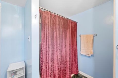 278 N Central Avenue Utica OH 43080