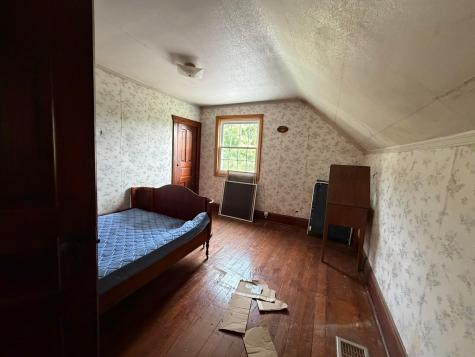 10050 Pipesville Road Gambier OH 43022