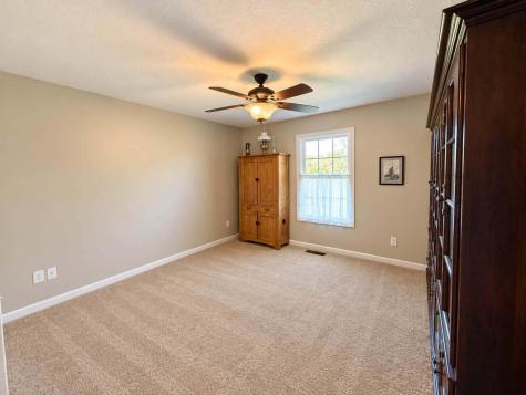 38 Dixie Drive Mount Vernon OH 43050