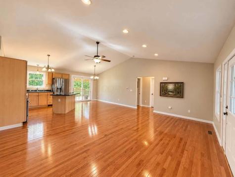 38 Dixie Drive Mount Vernon OH 43050