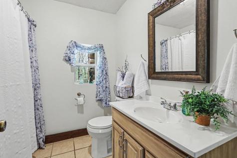 84 Royal Court Howard OH 43028