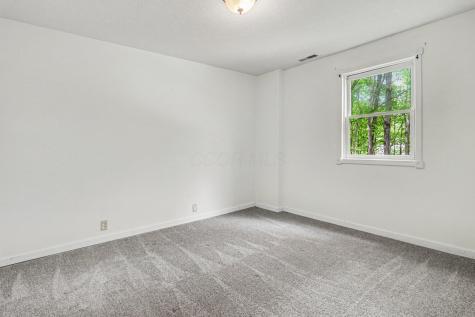 84 Royal Court Howard OH 43028