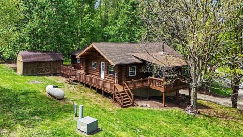 84 Royal Court Howard OH 43028