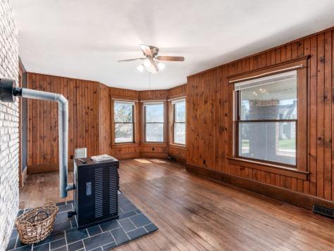 219 Coshocton Avenue Mount Vernon OH 43050