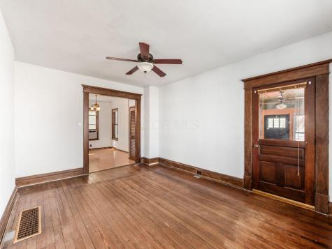219 Coshocton Avenue Mount Vernon OH 43050