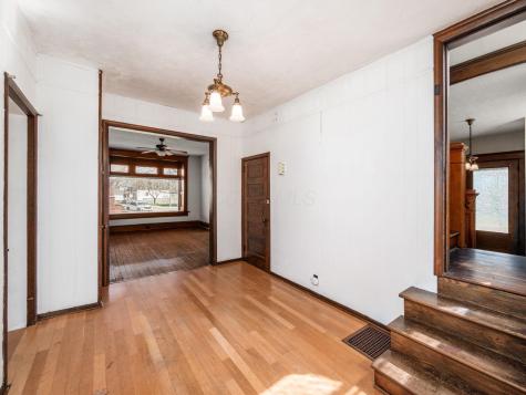 219 Coshocton Avenue Mount Vernon OH 43050