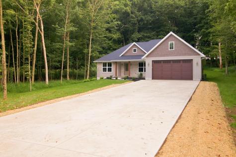 35 Orchard View Court Howard OH 43028