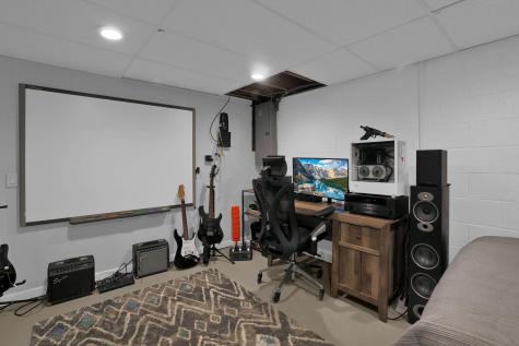 239 Hessenauer Drive Galion OH 44833