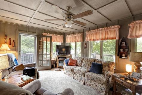 665 Highland Hills Drive Howard OH 43028