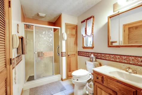 665 Highland Hills Drive Howard OH 43028