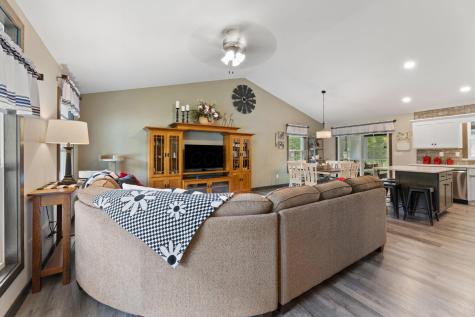 2776 Apple Valley Drive Howard OH 43028