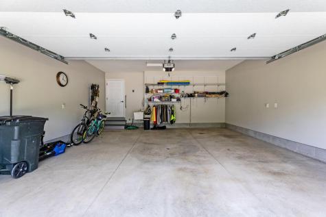 2776 Apple Valley Drive Howard OH 43028