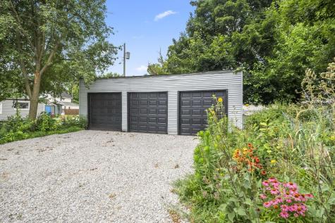 706 E Burgess Street Mount Vernon OH 43050