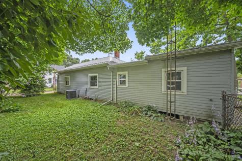 706 E Burgess Street Mount Vernon OH 43050