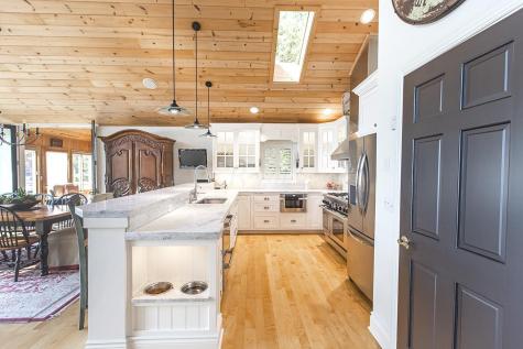 451 Greenacre Circle Howard OH 43028