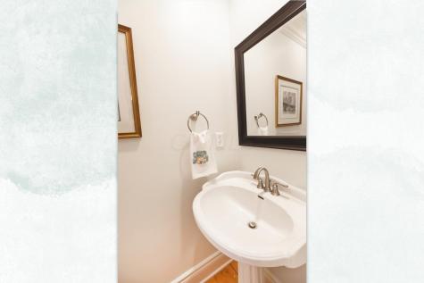 451 Greenacre Circle Howard OH 43028