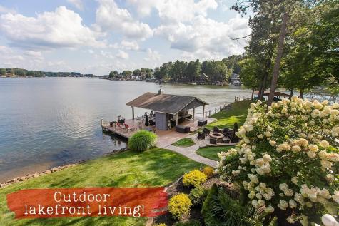 451 Greenacre Circle Howard OH 43028
