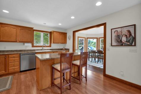 748 King Beach Drive Howard OH 43028