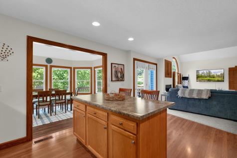 748 King Beach Drive Howard OH 43028