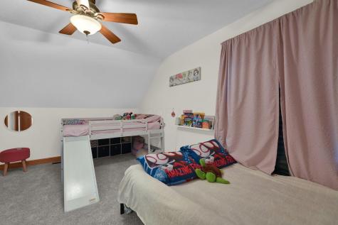 748 King Beach Drive Howard OH 43028