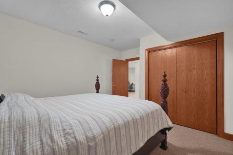 748 King Beach Drive Howard OH 43028