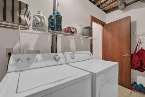 748 King Beach Drive Howard OH 43028