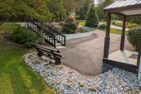 229 Green Valley Drive Howard OH 43028