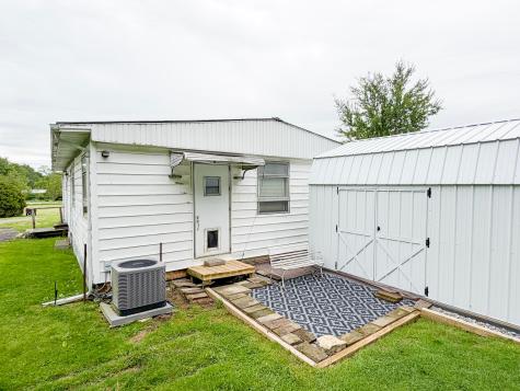 384 State Route 314 Centerburg OH 43011