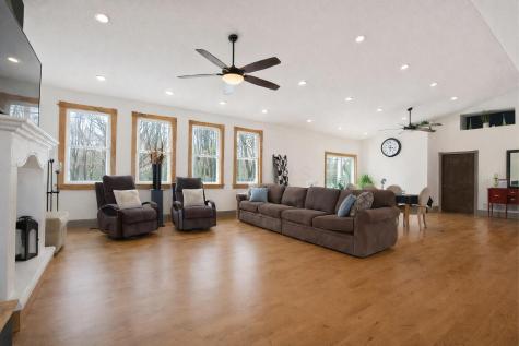 14841 King Road Howard OH 43028