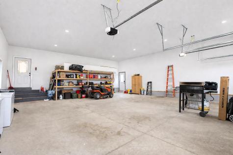 14841 King Road Howard OH 43028