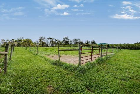 25411 Hopewell Road Gambier OH 43022