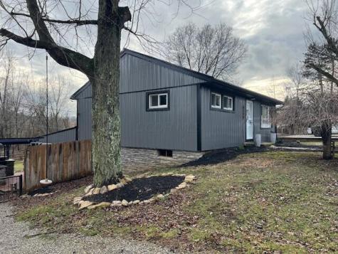 4348 Johnstown Utica Road NE Utica OH 43080