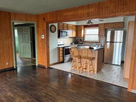 4348 Johnstown Utica Road NE Utica OH 43080