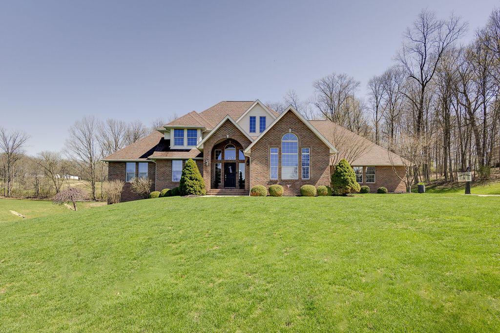 22 Laurelwood Drive Mount Vernon OH 43050