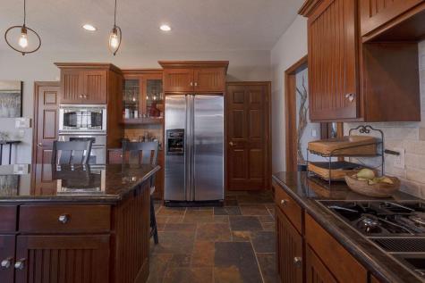 22 Laurelwood Drive Mount Vernon OH 43050