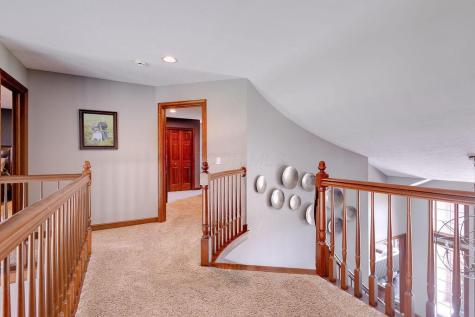 22 Laurelwood Drive Mount Vernon OH 43050