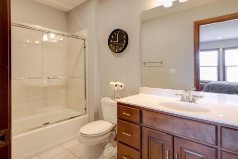 22 Laurelwood Drive Mount Vernon OH 43050