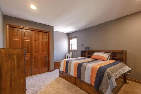 22 Laurelwood Drive Mount Vernon OH 43050