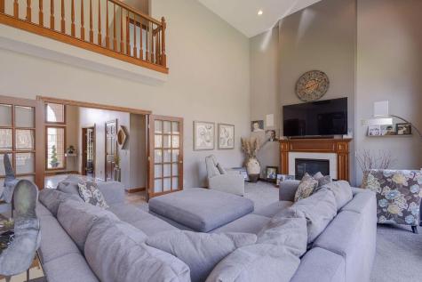 22 Laurelwood Drive Mount Vernon OH 43050