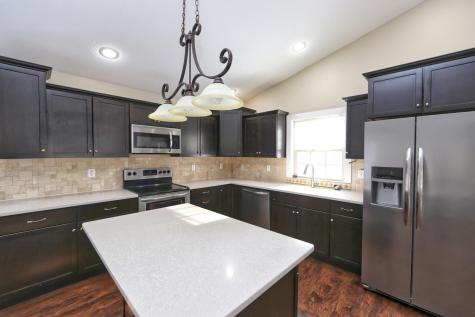 817 Highland Hills Drive Howard OH 43028