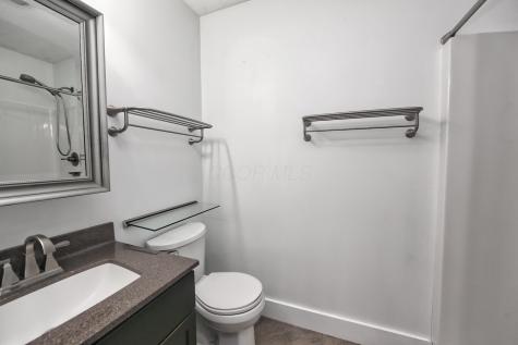 817 Highland Hills Drive Howard OH 43028