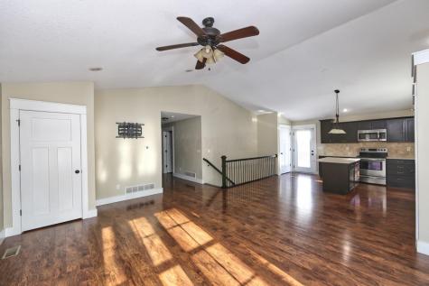 817 Highland Hills Drive Howard OH 43028